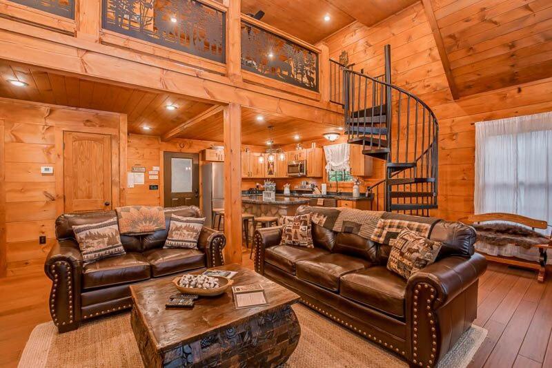 The Buckhorn By Stony Brook Cabins Gatlinburg Eksteriør billede